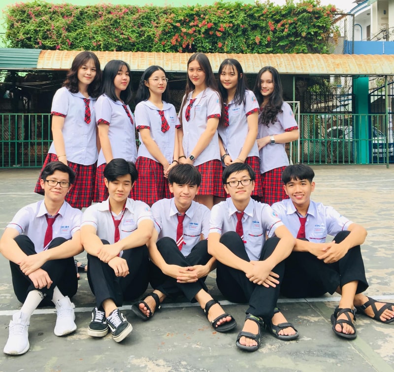 Mẫu Đồng Phục Cấp Việt Nam Hàn Quốc Nhật Bản Hot Năm